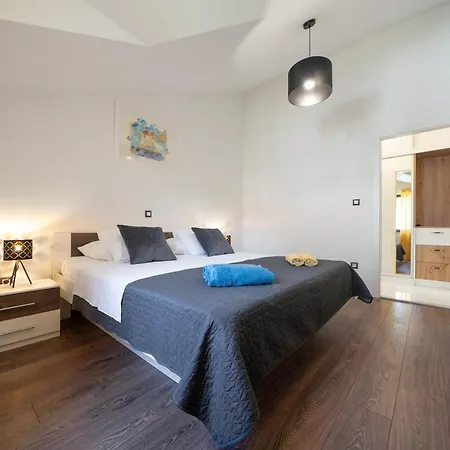 The Rooftop * Selca (Brac)