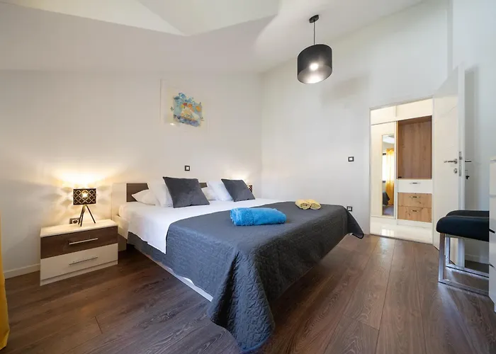 The Rooftop * Selca (Brac)