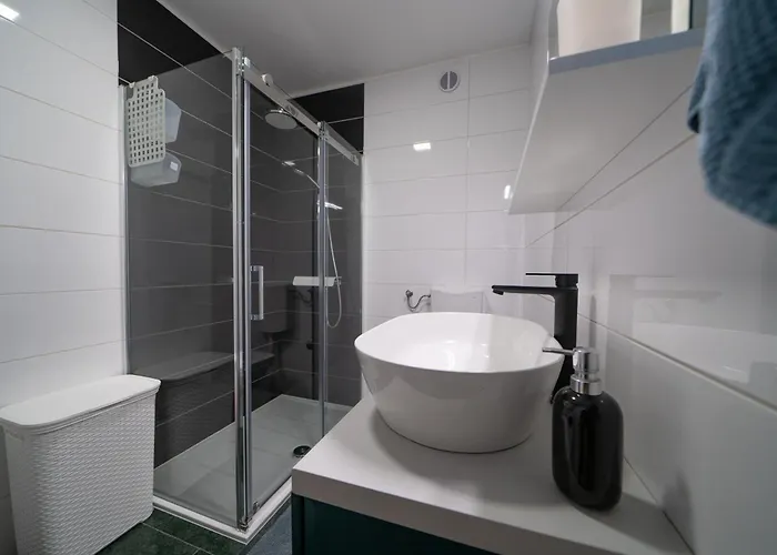 The Rooftop Selca (Brac)